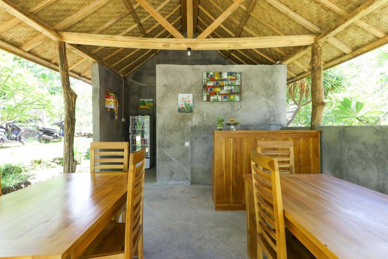 Bougainvillea Bungalow Batumadeg Exterior photo