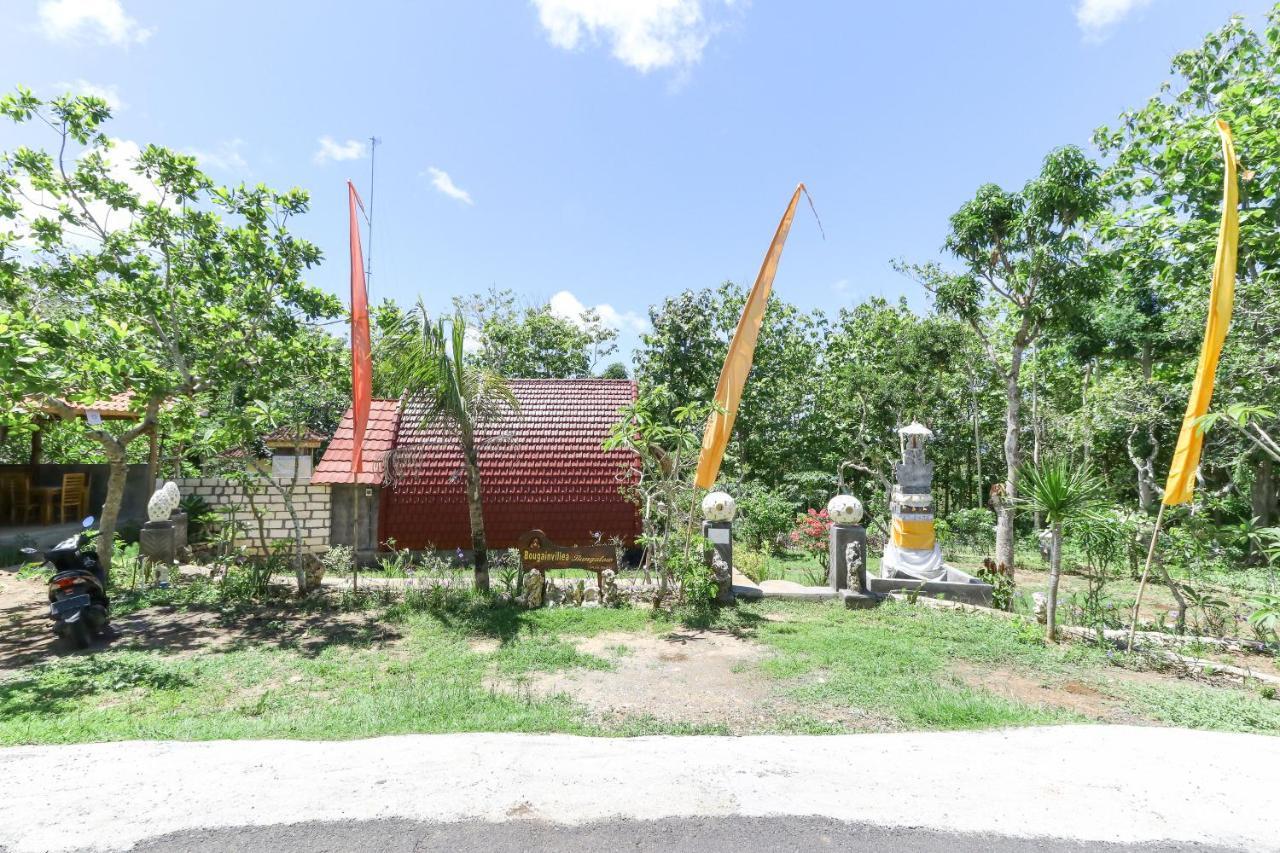 Bougainvillea Bungalow Batumadeg Exterior photo