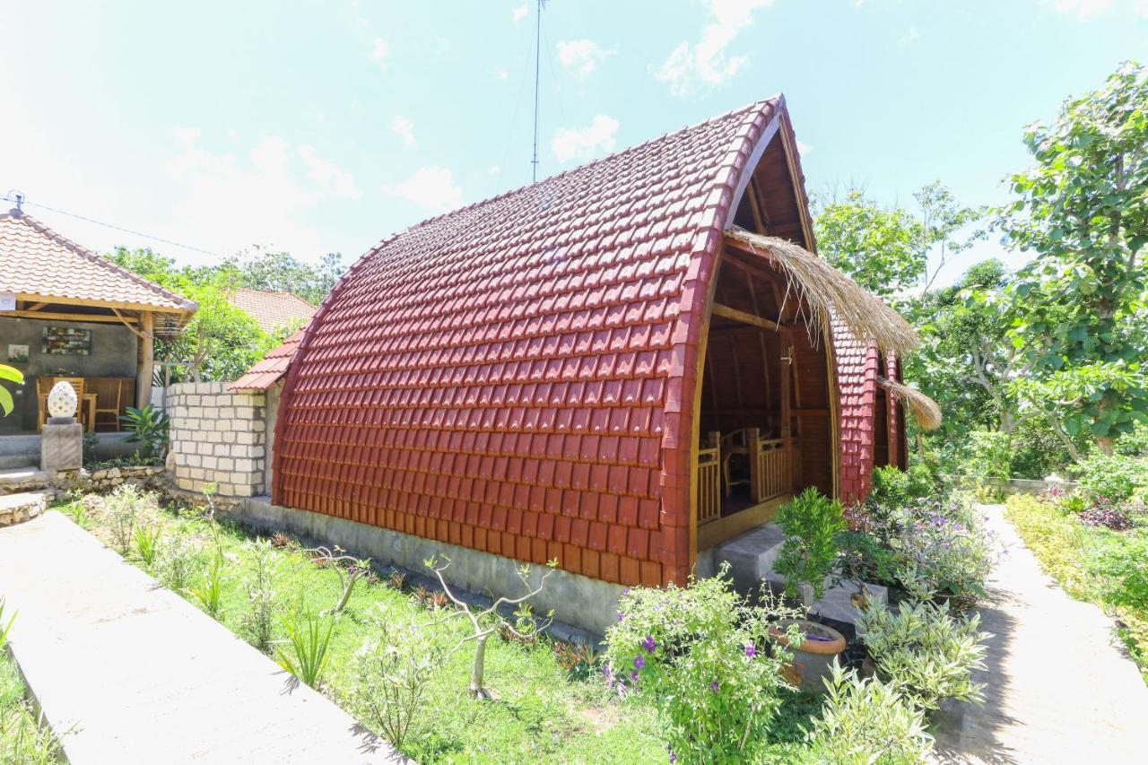Bougainvillea Bungalow Batumadeg Exterior photo